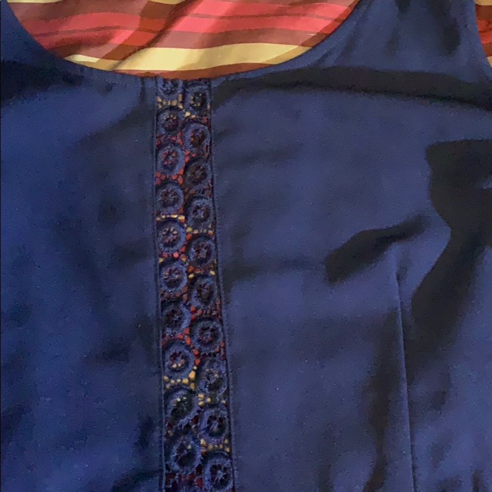 mark. Brand jumper. - Picture 2 of 6